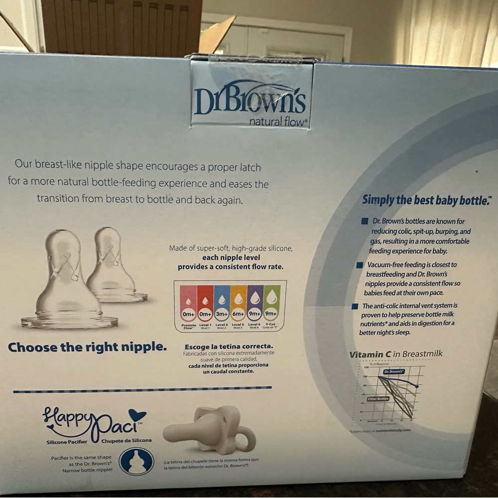 Dr. Browns Anti-Colic Baby Bottle Set - White and Blue New in Box - Picture 2 of 3